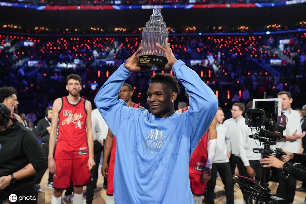 AMVP爱德华兹再喷东契奇约基奇:他们从未试图全力以赴